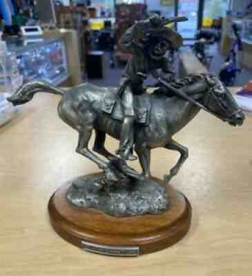 1988 MBI Danbury Mint David La Rocca The Pony Express Rider Pewter Statue