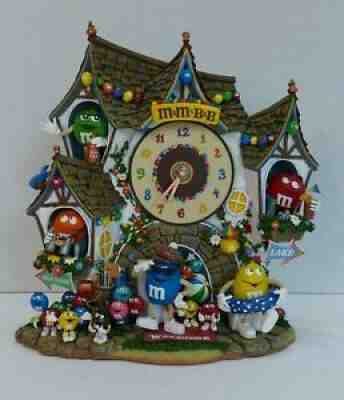 Rare M&M's 2005 Danbury Mint "Bed and Breakfast" Clock