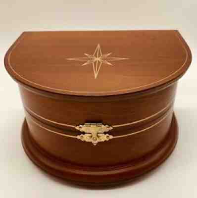 Original Danbury Mint Wood Nativity Christmas Music Box, Plays Silent Night