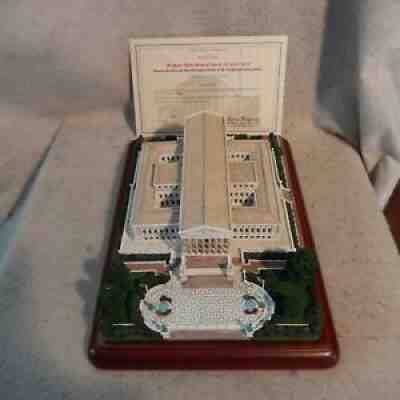 DANBURY MINT Supreme Court Great Buildings US Capital Replica Sculpture COA