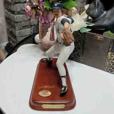 JIM "CATFISH" HUNTER NEW YORK YANKEES DANBURY MINT STATUE