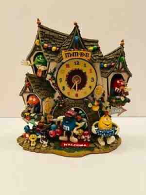 Rare M&M's 2005 Danbury "Bed and Breakfast" Clock