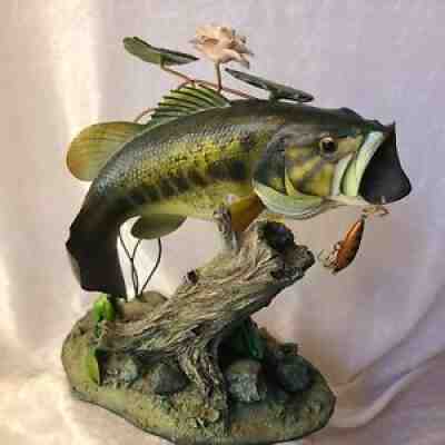 Danbury Mint Backwater Bass Sculpture By George Kruth Largemouth Fish Lure