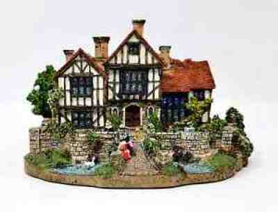 Danbury Mint Country Village Series "The Manor House" Sculpture Figurine NIOB