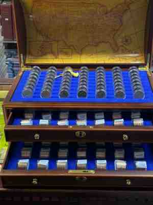 MINT Danbury Mint State Quarter Treasure Chest - 728 Uncirculated Coins Complete