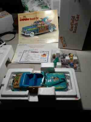 Brand new 1/24 Garfield BEACH CAR 1948 Chrysler Town & Country by Danbury Mint