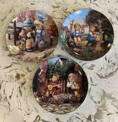 SET OF 13!! Hummel Plates Gentle Friends (5) And Little Companions (8). Mint!