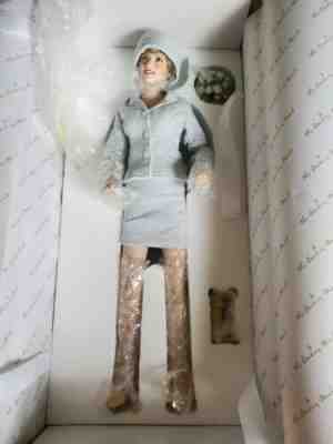 Princess Diana Porcelain Doll Danbury Mint 16"