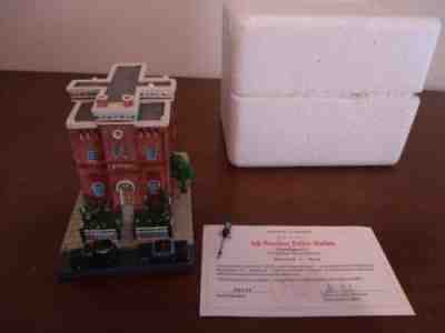 DANBURY MINT CLASSIC POLICE STATION 5TH PRECINCT WASHINGTON D.C.