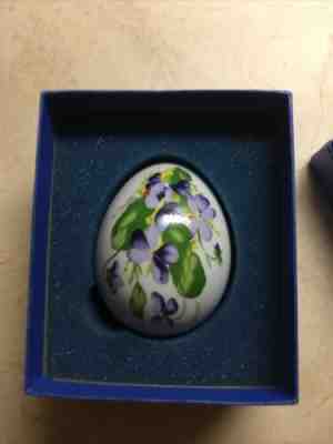 Vintage Limited Edition First Danbury Mint Porcelain EGG Violets 1980 NEW In Box