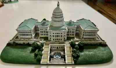 Danbury Mint The US Capitol Building Washington DC Commemorative Sculpture