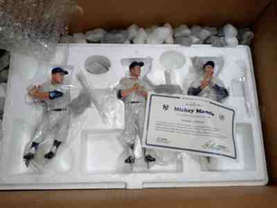 New York Yankees MICKEY MANTLE Danbury Mint Career Highlights 3 lot Statue Stats