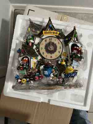 Rare Find! M&M's Bed and Breakfast Clock by Danbury Mint, New in Box, 2005