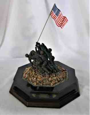 Danbury Mint Marine Corp war memorial at Iwo Jima Landmark New never displayed