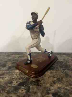 Danbury Mint Hank Aaron Atlanta Braves Statue Figurine Figure 715 Home Run HR