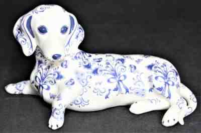 Danbury Mint Elegant Companion Dachshund Dog Blue Delft Style Porcelain Statue 1