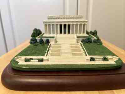 Danbury Mint Lincoln Memorial Sculpture