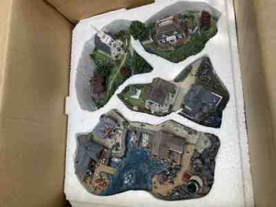 Danbury Mint FISHERMAN'S COVE by Colin Gough 4 Piece Fishing Village Scene