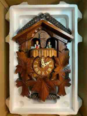 Danbury Mint The Bavarian Cuckoo Clock with Figurines