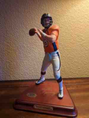 Danbury Mint Peyton Manning Denver Broncos NFL Figurine