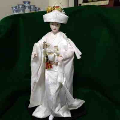BEAUTIFUL CHINESE WEDDING FIGURINE BY THE DANBURY MINT-APPROX 19" TALL- NO BOX