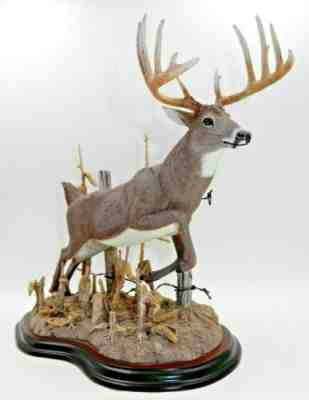 DANBURY MINT "MIDWEST GIANT" NICK BIBBY DESIGNED BUCK DEER SCULPTURE FIGURINE