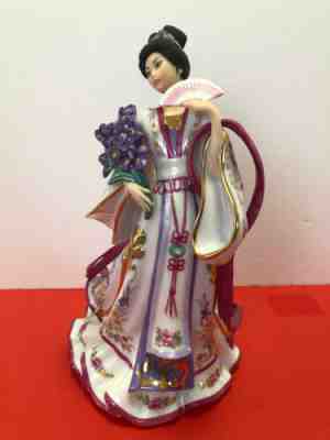 Danbury Mint Iris Princess Porcelain Figurine by Lena Liu Asian Royalty SeriesÂ 