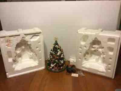 The Danbury Mint BULLDOG CHRISTMAS TREE Excellent Complete w/ Star Working Light