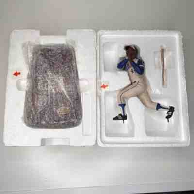 Danbury Mint All Star Figurines Collection Hank Aaron 715th Atlanta Braves