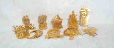 Kirstyn - Lot of 10 Danbury Mint Gold Christmas Ornaments