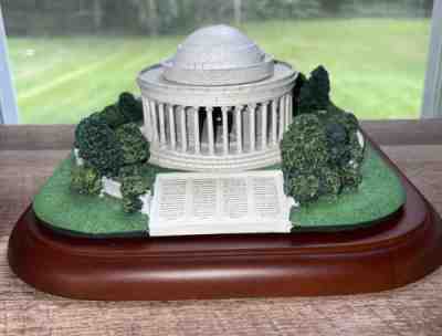 Danbury Mint The Jefferson Memorial Landmark Sculpture Great Buildings-See Pics