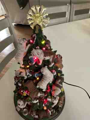 Danbury Mint English Bulldog Christmas Tree, Lighted With Christmas Star