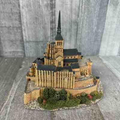 The Danbury Mint, 1994- Mont Saint-Michel- France- Enchanted Castles of Europe