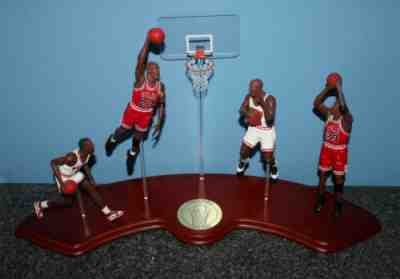 New in Box NBA Danbury Mint 4 Figure Michael Jordan Set Chicago Bulls statue RC