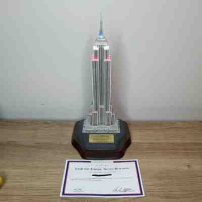 The Danbury Mint Lighted Empire State Building Sculpture New York City