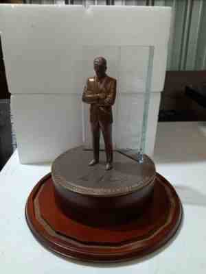 DANBURY MINT Kennedy Half Dollars Crystal Collection BASE & SCULPTURE RARE