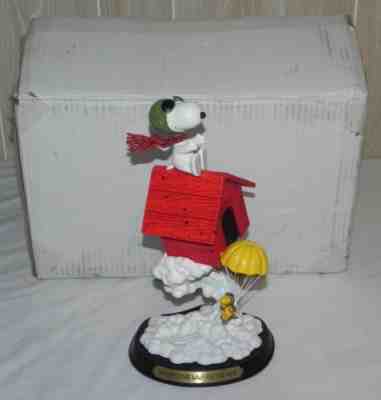 Peanuts Snoopy & Woodstock The World War I Flying Ace Danbury Mint - NEW IN BOX!