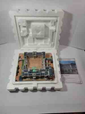 Danbury Mint Buckingham Palace Castles of British Monarchy