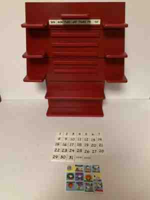 DANBURY MINT Peanuts Snoopy Red Doghouse Perpetual Calendar Display & Tiles