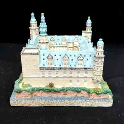 The Danbury Mint Enchanted Castles of Europe Kronborg, Elsinore, Denmark 1994