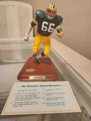 The Danbury mint, ray nitschke statue