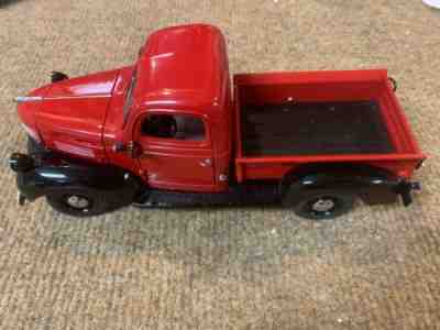 Danbury Mint 1:24Â 1941 Dodge Half Ton Pickup W/ Original Paperwork