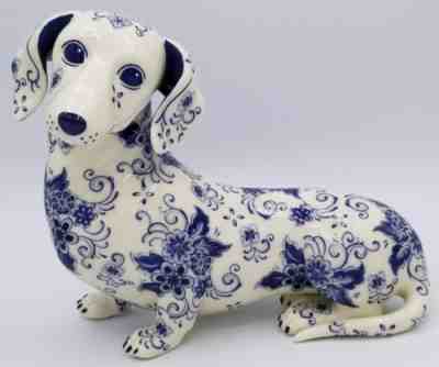Blue Delft Danbury Mint Dachshund Big Elegant Companion Porcelain Figurine