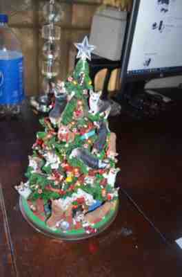Danbury Mint Corgi Dog Lighted Christmas Tree Figurine Sculpture