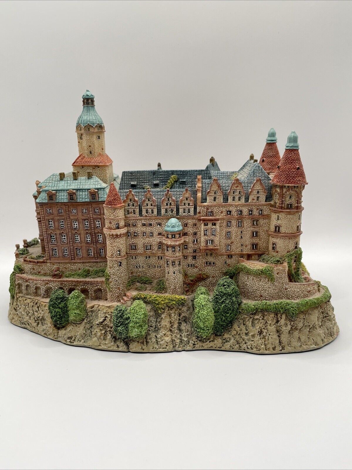 Vintage "Ksiaz Castle"  Danbury Mint Enchanted Castles of Europe Silesia Poland