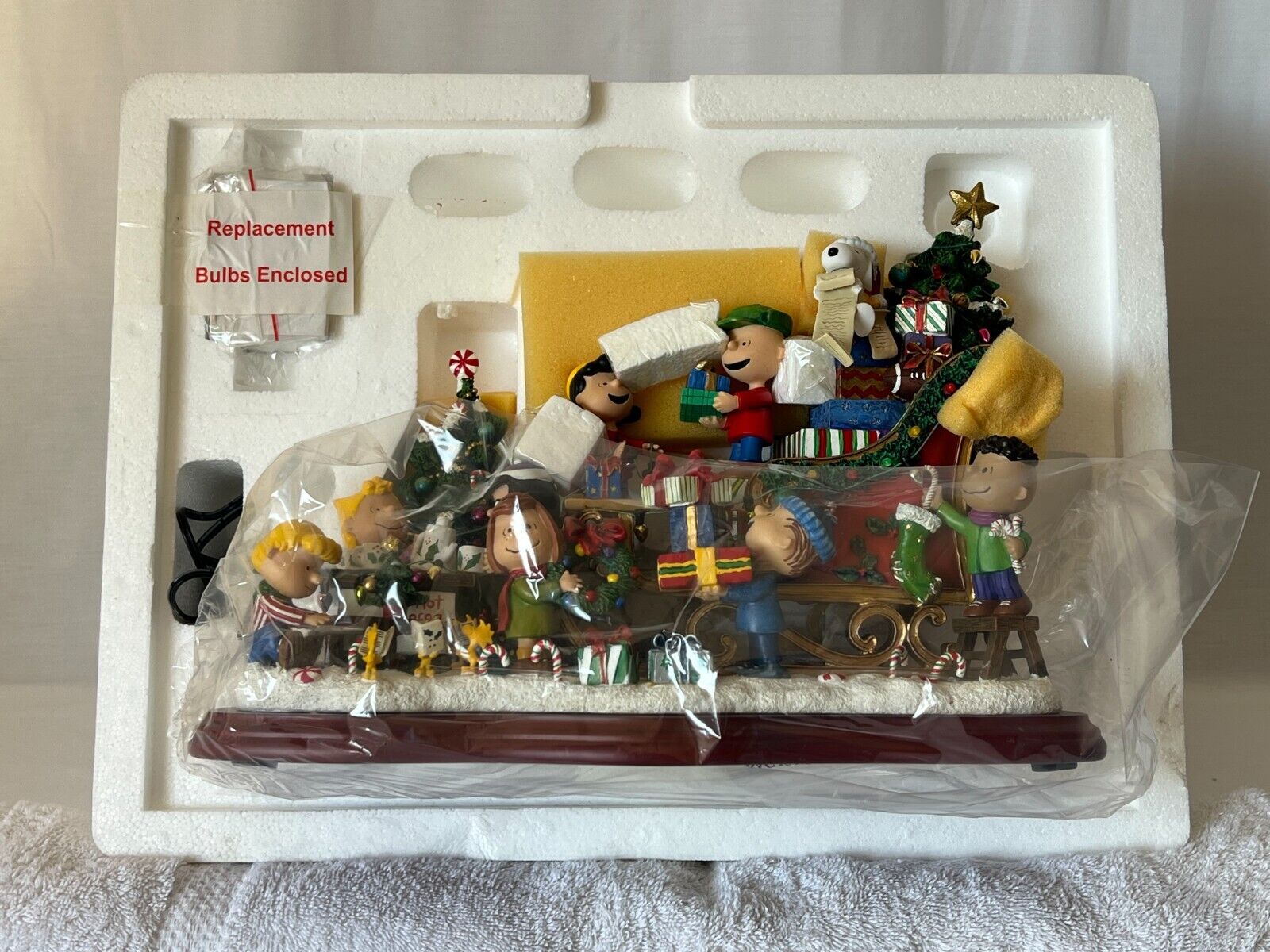 Danbury Mint Peanuts Christmas Sleigh