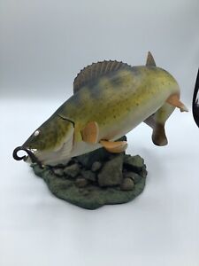 Danbury Mint Wily Walleye By George Kruth Fish Sculpture 7"