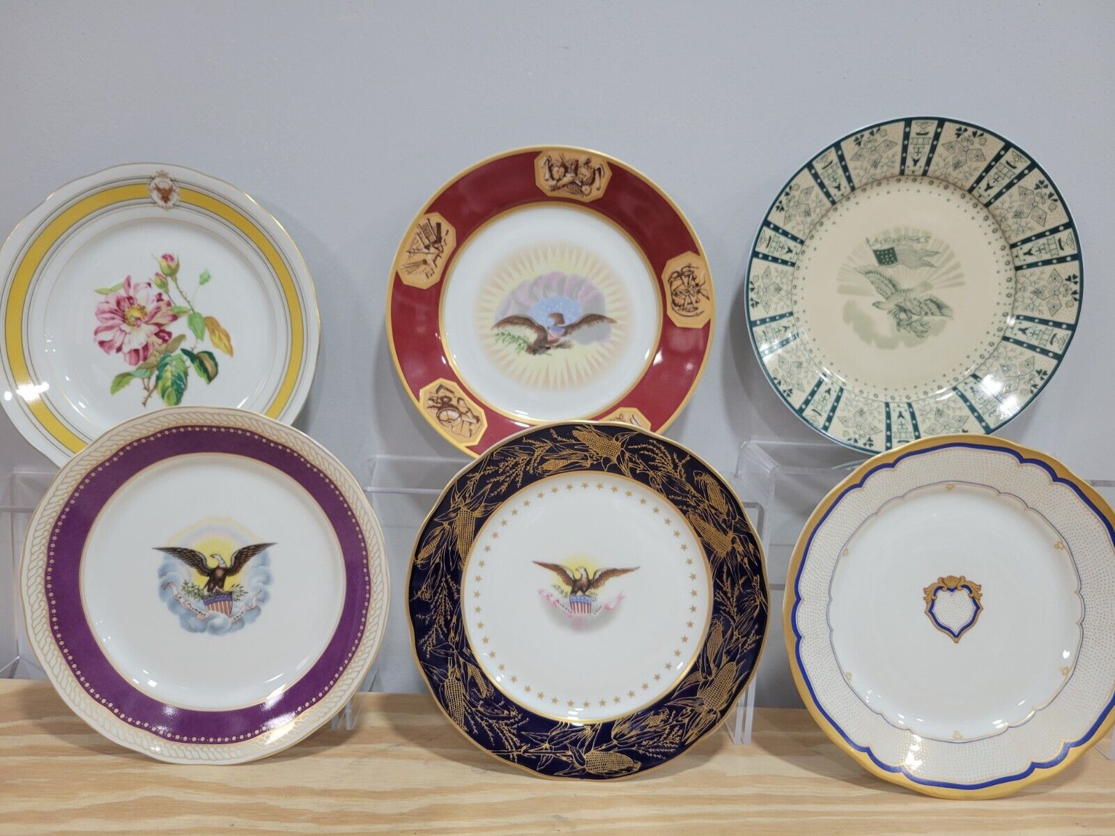 The Danbury Mint White House China Dessert Plate Collection - Set of 6
