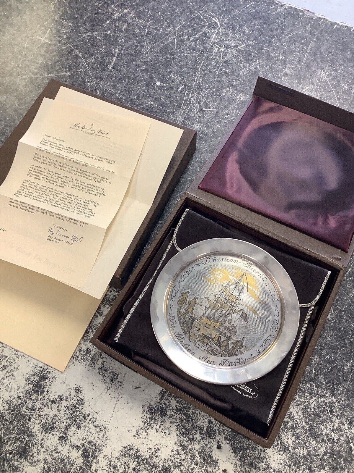 Danbury Mint The Boston Tea Party 1773 Sterling Silver 24k Gold Collectors Plate