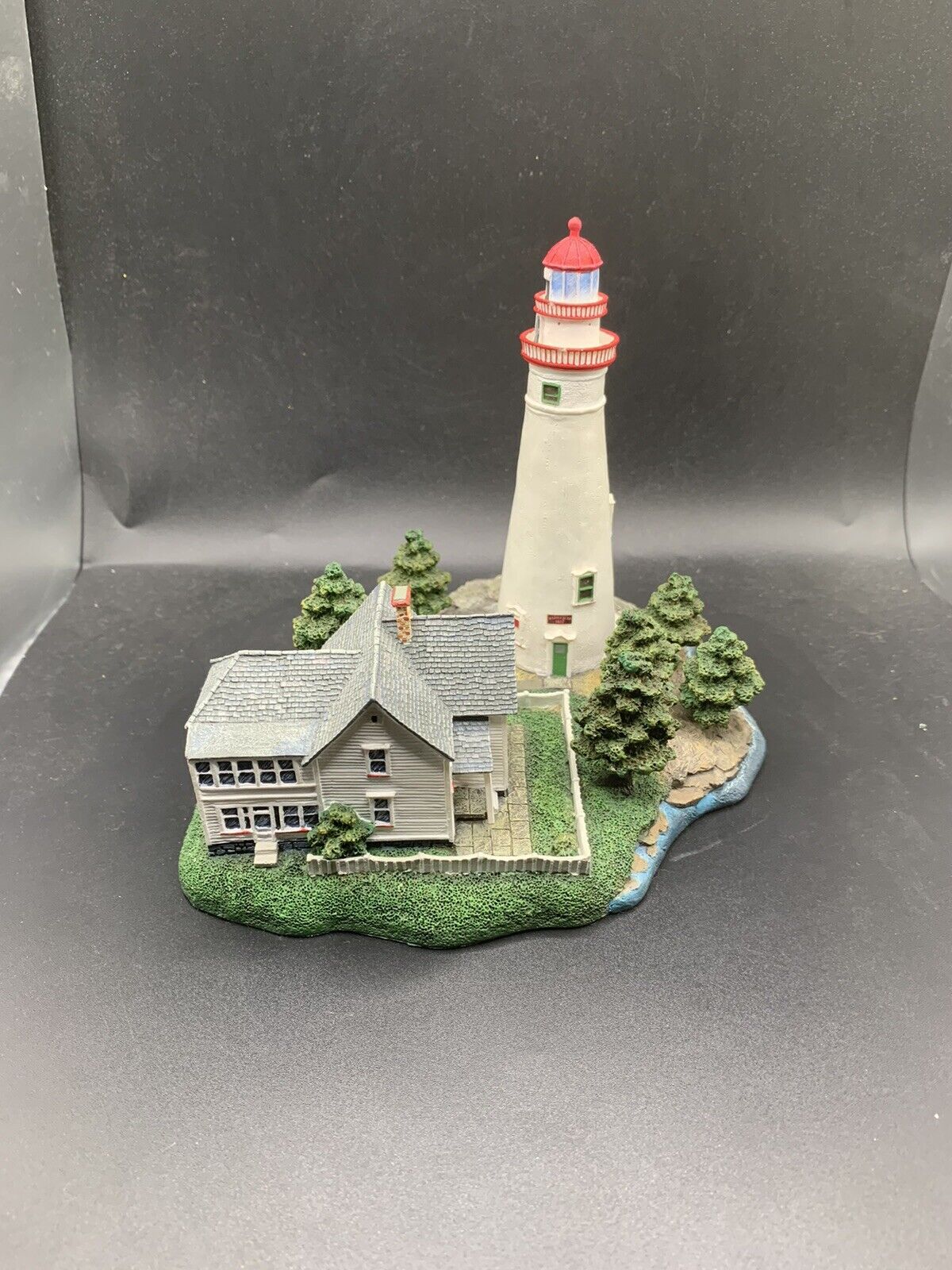 Danbury Mint Marblehead Light Lighthouse Sculpture